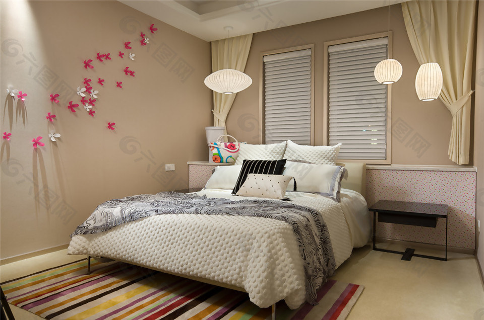 现代文艺卧室条纹地毯室内装修效果图