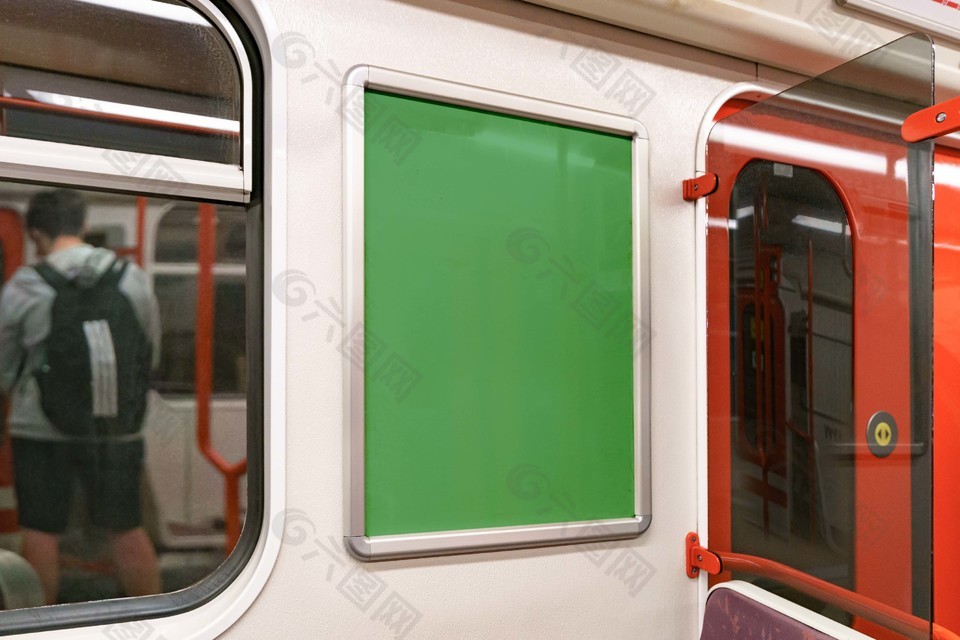 地铁车厢广告宣传牌样机模板展示